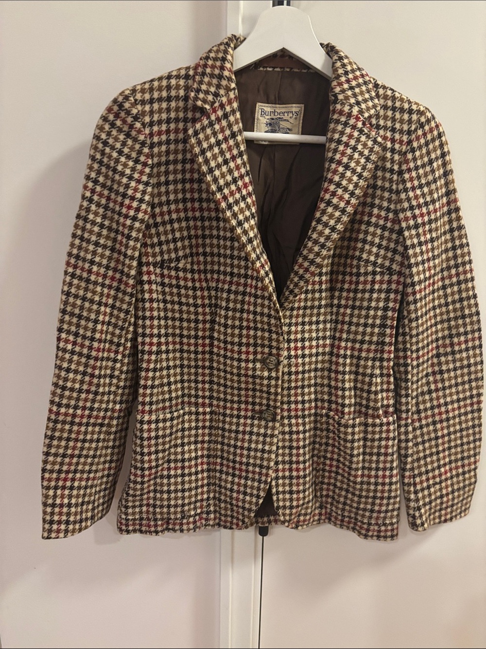 Vintagew Burberry Checked Houndstooth Blazer in Brown, Beige and Red, lambswool